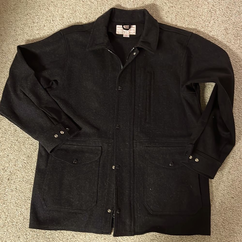Filson, vintage hundred percent wool extra-large men’s jacket. Charcoal, gray